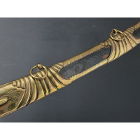 Armes Blanches LONG SABRE D'OFFICIER DE HUSSARD A LA HONGROISE GODRONS GARDE PERLEE REGNE DE LOUIS XVI vers 1780 - FRANCE ANCIEN