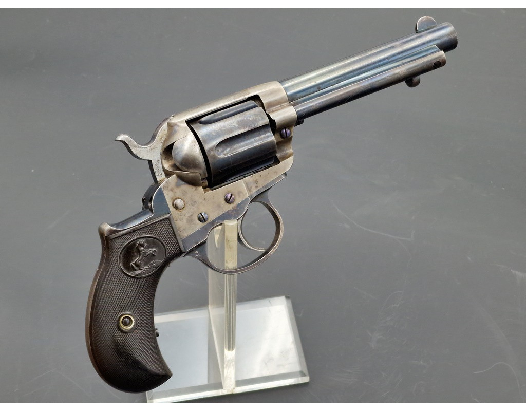 Armes de Poing REVOLVER COLT LIGHTNING  1877 EJECTOR  4.5 Pouces  1888  Calibre 38 Long Colt - US XIXè {PRODUCT_REFERENCE} - 1