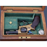 Armes de Poing COFFRET REVOLVER TRANTER LUXE  Calibre 22 E.M. REILLY & C° LONDON    -  Royaume-Uni XIXeme {PRODUCT_REFERENCE} - 