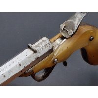 Armes de Poing PISTOLET DE SALON    FAURE LEPAGE A PARIS   CARCASSE MONOBLOC  CORNE BLONDE Calibre 6mm FLOBERT - FRANCE XIXè {PR