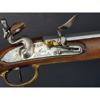 Armes Longues CARABINE MILITAIRE DE CAVALERIE MANUFACTURE DE VERSAILLES BOUTET MODELE 1793  AN III  -  FRANCE DIRECTOIRE PREMIER