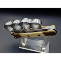 Armes de Poing COUTEAU PISTOLET COUP DE POING AMÉRICAIN SYSTÈME À PERCUSSION CALIBRE 8MM SIGNÉ ARNOULD À NAMUR vers 1850 - BELGI