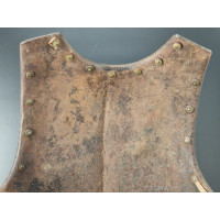 Militaria CUIRASSE DE GUERRE D'OFFICIER DE CAVALERIE FRANCE VERS 1680 / 1700 ANCIENNE MONARCHIE {PRODUCT_REFERENCE} - 17