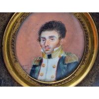 ANTIQUITES PORTRAIT MINIATURE OVALE  D'UN OFFICIER DE LA BATAILLE DE WAGRAM 1809 - FRANCE PREMIER EMPIRE {PRODUCT_REFERENCE} - 5