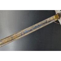 Catalogue Magasin RARE SABRE D'OFFICIER SUPERIEUR DU 2è REGIMENT DE CHASSEUR A CHEVAL - FRANCE PREMIER EMPIRE {PRODUCT_REFERENCE