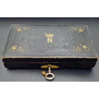 Armes de Poing COFFRET PAIRE DE PISTOLETS MINIATURE A BALLES FORCEES JOUET DU PRINCE IMPERIAL NAPOLEON IV - FRANCE SECOND EMPIRE