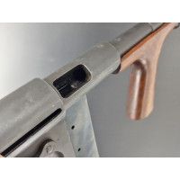 Catalogue Magasin WW2 RESISTANCE SOE SAS PARACHUTAGE PISTOLET MITRAILLEUR MARLIN UD M42 9MM PARABELLUM - USA SECONDE GUERRE MOND