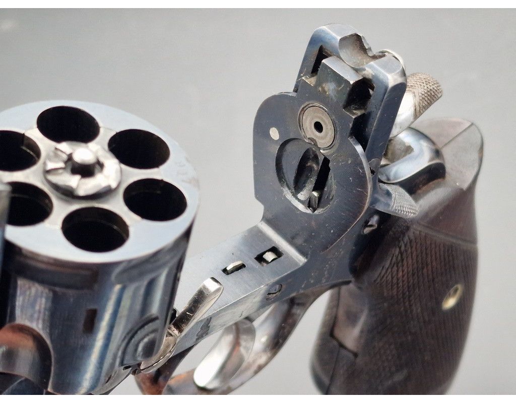 REVOLVER WEBLEY ET SCOTT CALIBRE 38 MODELE MARK III WEBLEY PATENT 1...