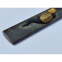 Art du Japon KOZUKA SHUIBUICHI TORTUE D'EAU IMPERIALE MANCHE COUTEAU SABRE JAPONAIS TANTO W AKIZASHI KATANA JAPON PERIODE EDO {P