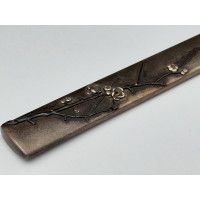 Art du Japon KOZUKA SHIBUICHI BRANCHE FLEURS CERISIER MANCHE COUTEAU SABRE JAPONAIS TANTO WAKIZASHI KATANA JAPON PERIODE EDO {PR