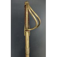 Catalogue Magasin SABRE HUSSARDS ECLAIREURS DE LA JEUNE GARDE ESCADRONS DES CHASSEURS A CHEVAL DE LA GARDE IMPERIALE - FRANCE PR
