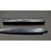 Art Japon KOGAI et KOZUKA FUTAKOROMONO SHISHI en SHAKUDO et OR SIGNATURE GOTO MITSUOKI 1725 - 1776  JAPON EDO {PRODUCT_REFERENCE