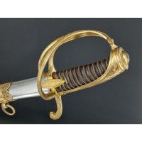 Armes Blanches SABRE D'OFFICIER SUPERIEUR DE CAVALERIE LEGERE SUPERBE LAME DAMAS DOUBLE FACE VERS 1815 - FRANCE RESTAURATION {PR