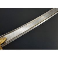 Catalogue Magasin SABRE D'OFFICIER SUPERIEUR DE CAVALERIE LEGERE SUPERBE LAME DAMAS DOUBLE FACE VERS 1815 - FRANCE RESTAURATION 