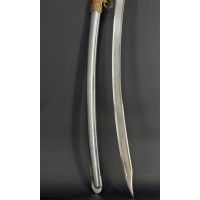 Catalogue Magasin SABRE D'OFFICIER SUPERIEUR DE CAVALERIE LEGERE SUPERBE LAME DAMAS DOUBLE FACE VERS 1815 - FRANCE RESTAURATION 