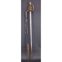 Armes Blanches RARE FORTE ÉPÉE DE CAVALERIE MODÈLE RÉGLEMENTAIRE 1767 DUC CHOISEUL - FRANCE LOUIS XV 45 - 4