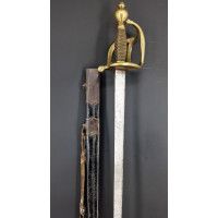 Armes Blanches RARE FORTE ÉPÉE DE CAVALERIE MODÈLE RÉGLEMENTAIRE 1767 DUC CHOISEUL - FRANCE LOUIS XV 45 - 5