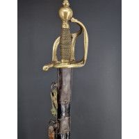 Armes Blanches RARE FORTE ÉPÉE DE CAVALERIE MODÈLE RÉGLEMENTAIRE 1767 DUC CHOISEUL - FRANCE LOUIS XV 45 - 10