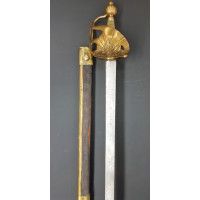 Armes Blanches FORTE EPEE DU REGIMENT DE CARABINIERS DE Mr LE COMPTE DE PROVENCE MODELE 1758 - FRANCE ANCIENNE MONARCHIE {PRODUC