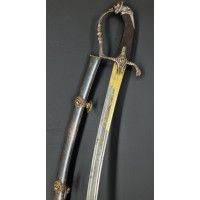 Catalogue Magasin SABRE D'OFFICER  DES CHASSEURS A CHEVAL ARGENTE  A LAME DAMAS & OR - FRANCE PREMIER EMPIRE {PRODUCT_REFERENCE}