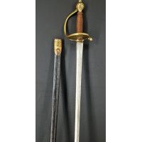 Armes Blanches EPEE D'OFFICIER DE FUSILIER D'INFANTERIE MODELE 1730 GRAVURE FLEUR DE LYS SOUS PONTAT - FRANCE ANCIENNE MONARCHIE