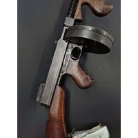 Armes Neutralisées RARE PM THOMPSON  Pistolet Mitrailleur  MODELE 1921 monomatricule  NEUTRA DECO UE 2022 CULASSE MOBILE TOMMY G