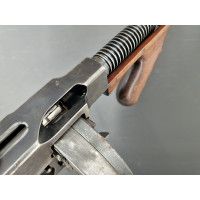 Catalogue Magasin RARE  PM THOMPSON  Pistolet Mitrailleur  MODEL 1921 monomatricule  NEUTRA DECO UE 2023 CULASSE MOBILE TOMMY GU