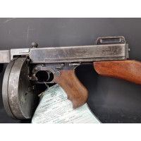 Catalogue Magasin RARE  PM THOMPSON  Pistolet Mitrailleur  MODEL 1921 monomatricule  NEUTRA DECO UE 2023 CULASSE MOBILE TOMMY GU