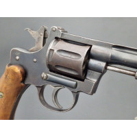 Armes de Poing REVOLVER NAGANT  ARMEE MEXICAINE MODELE 1893 par HENRI PIEPER  Calibre 8mm Pieper - 32WCF  BREVET NAGANT STEYR - 