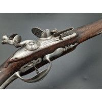 Armes de Poing PISTOLET A SILEX D'OFFICIER DE MARINE N. BLANCHARD A COGNAC VERS 1700 - FRANCE ANCIENNE MONARCHIE {PRODUCT_REFERE