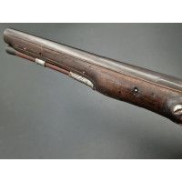 Armes de Poing PISTOLET A SILEX D'OFFICIER DE MARINE N. BLANCHARD A COGNAC VERS 1700 - FRANCE ANCIENNE MONARCHIE {PRODUCT_REFERE