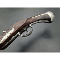 Armes de Poing PISTOLET A SILEX D'OFFICIER DE MARINE N. BLANCHARD A COGNAC VERS 1700 - FRANCE ANCIENNE MONARCHIE {PRODUCT_REFERE