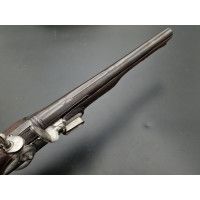 Armes de Poing PISTOLET A SILEX D'OFFICIER DE MARINE N. BLANCHARD A COGNAC VERS 1700 - FRANCE ANCIENNE MONARCHIE {PRODUCT_REFERE