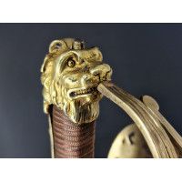 Catalogue Magasin SABRE OFFICIER D'ARTILLERIE A CHEVAL DES VOLONTAIRES NATIONAUX PETIT MONTMORENCY  - France MONARCHIE CONSTITUT