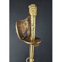Catalogue Magasin SABRE OFFICIER D'ARTILLERIE A CHEVAL DES VOLONTAIRES NATIONAUX PETIT MONTMORENCY  - France MONARCHIE CONSTITUT