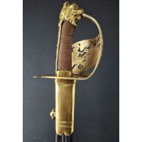 Catalogue Magasin SABRE OFFICIER D'ARTILLERIE A CHEVAL DES VOLONTAIRES NATIONAUX PETIT MONTMORENCY  - France MONARCHIE CONSTITUT