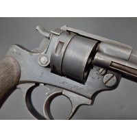 Armes de Poing REVOLVER HENRY  MODELE 1884  TROUPE MARINE SUEDOISE 700 EXEMPALIRES FOURNI PAR HENRY ST ETIENNE -  SUEDE XIXè {PR
