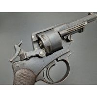 Armes de Poing REVOLVER HENRY  MODELE 1884  TROUPE MARINE SUEDOISE 700 EXEMPALIRES FOURNI PAR HENRY ST ETIENNE -  SUEDE XIXè {PR