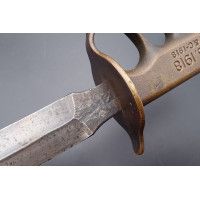 Catalogue Magasin COUTEAU POIGNARD DE TRANCHEE US 1918 TRENCH KNIFE - USA PREMIERE GUERRE MONDIALE {PRODUCT_REFERENCE} - 6