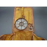Militaria TROUSSE ENTRETIEN OUTILLAGE MITRAILLEUSE HOTCHKISS MODELE 1914 - FRANCE SECONDE GUERRE MONDIALE {PRODUCT_REFERENCE} - 