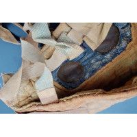Militaria WW1 MASQUE A GAZ M2B TAILLE ORDINAIRE DU 7 NOVEMBRE 1917 DANS SA HOUSSE - FRANCE PREMIERE GUERRE MONDIALE {PRODUCT_REF