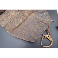 Militaria WW1 MASQUE DEMI CAGOULE ANTI GAZ  FABRICATION  DANS SA HOUSSE DE TRANSPORT - FRANCE PREMIERE GUERRE MONDIALE {PRODUCT_