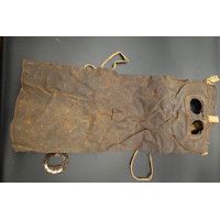 Militaria WW1 MASQUE DEMI CAGOULE ANTI GAZ  FABRICATION  DANS SA HOUSSE DE TRANSPORT - FRANCE PREMIERE GUERRE MONDIALE {PRODUCT_