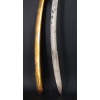 Armes Blanches SABRE DE LUXE D'OFFICIER DE HUSSARD AU MODÈLE DES SABRES DE RÉCOMPENSE DE LA MANUFACTURE DE VERSAILLES - FRANCE D