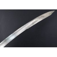 Armes Blanches SABRE DE LUXE D'OFFICIER DE HUSSARD AU MODÈLE DES SABRES DE RÉCOMPENSE DE LA MANUFACTURE DE VERSAILLES - FRANCE D