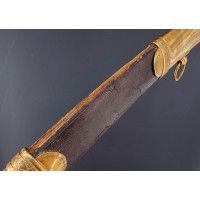 Armes Blanches SABRE DE LUXE D'OFFICIER DE HUSSARD AU MODÈLE DES SABRES DE RÉCOMPENSE DE LA MANUFACTURE DE VERSAILLES - FRANCE D