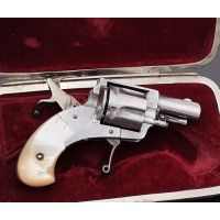 Armes de Poing REVOLVER "THE PUPPY"  FAURÉ LEPAGE À PARIS  CALIBRE 7MM CF - COFFRET FORME ÉTUI CIGARRE   FRANCE XIXè 129588 8 - 