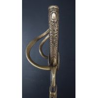 Catalogue Magasin SABRE D'OFFICIERS SUPERIEURS D'ARTILLERIE A CHEVAL DE LA GARDE ROYALE MONTURE A LA CHASSEUR - FRANCE RESTAURAT