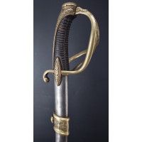 Catalogue Magasin SABRE D'OFFICIERS SUPERIEURS D'ARTILLERIE A CHEVAL DE LA GARDE ROYALE MONTURE A LA CHASSEUR - FRANCE RESTAURAT