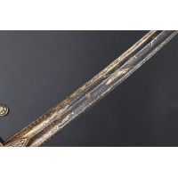 Catalogue Magasin SABRE D'OFFICIERS SUPERIEURS D'ARTILLERIE A CHEVAL DE LA GARDE ROYALE MONTURE A LA CHASSEUR - FRANCE RESTAURAT